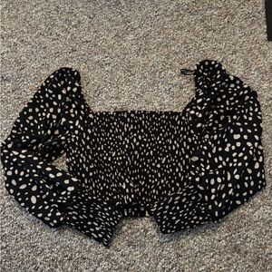 Mi Amore Black and White Smocked Puffed Blouse